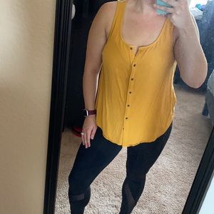 Universal Thread Tank